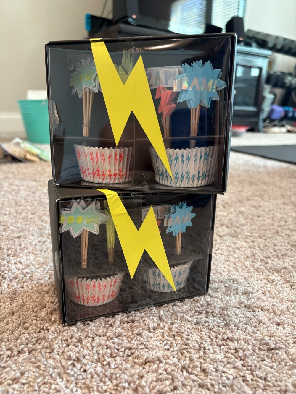 48 ZAP/BOOM/BAM/lightning cupcake wrappers and toppers